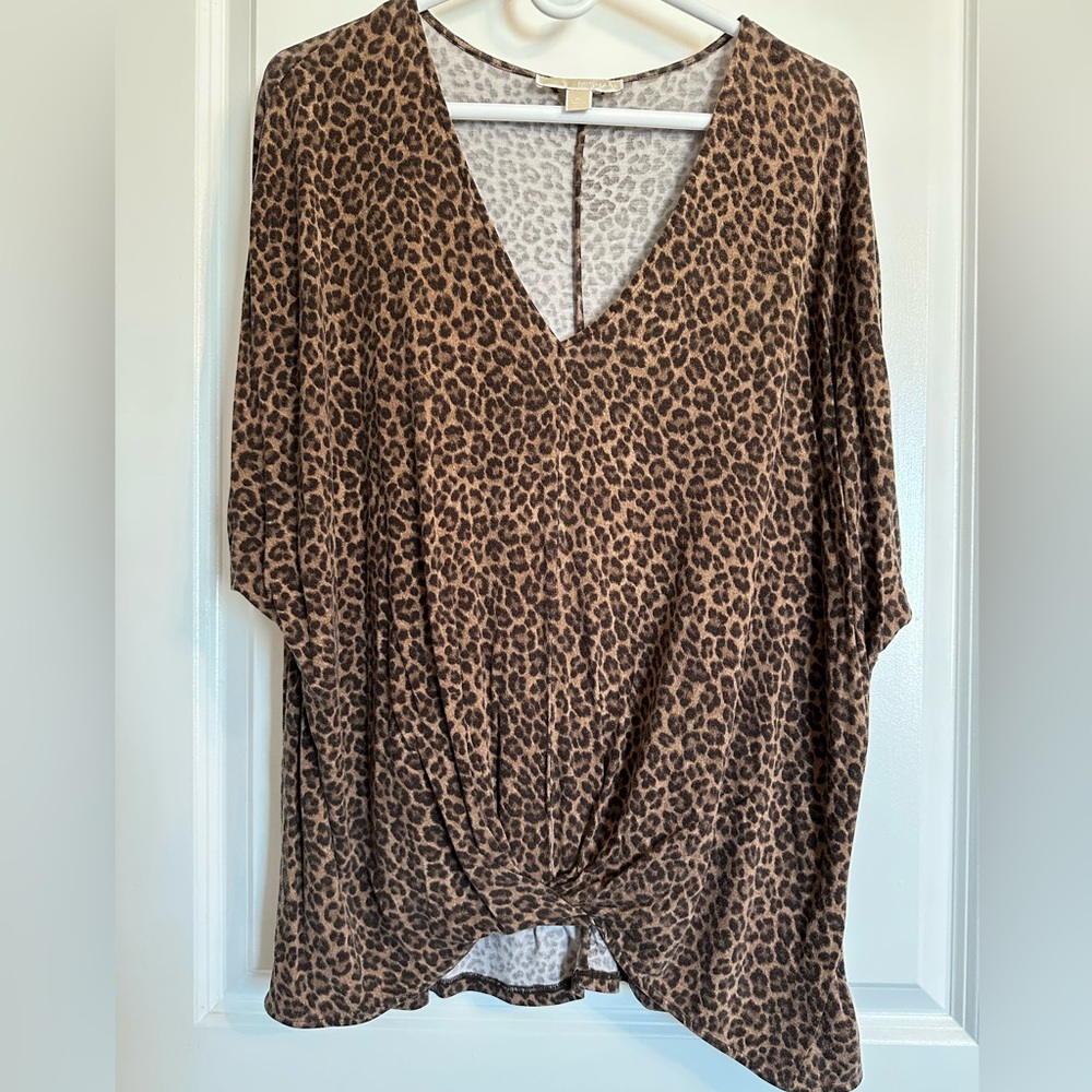 Michael Kors Leopard Print V-Neck Women's Top